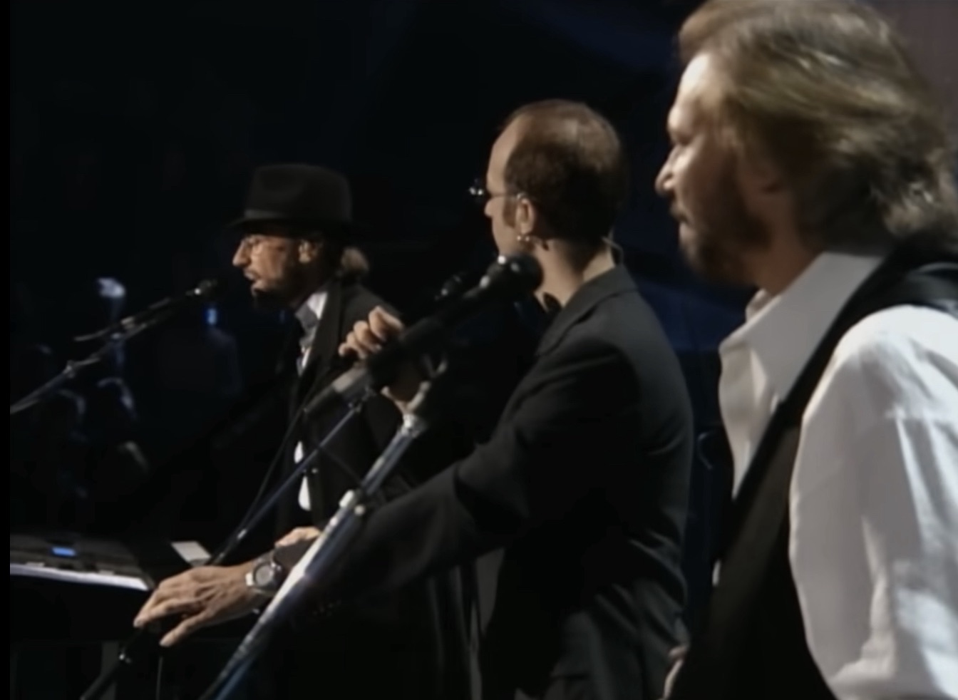 "Closer Than Close" by the Bee Gees: An Intimate and Soulful Ballad of Connection

